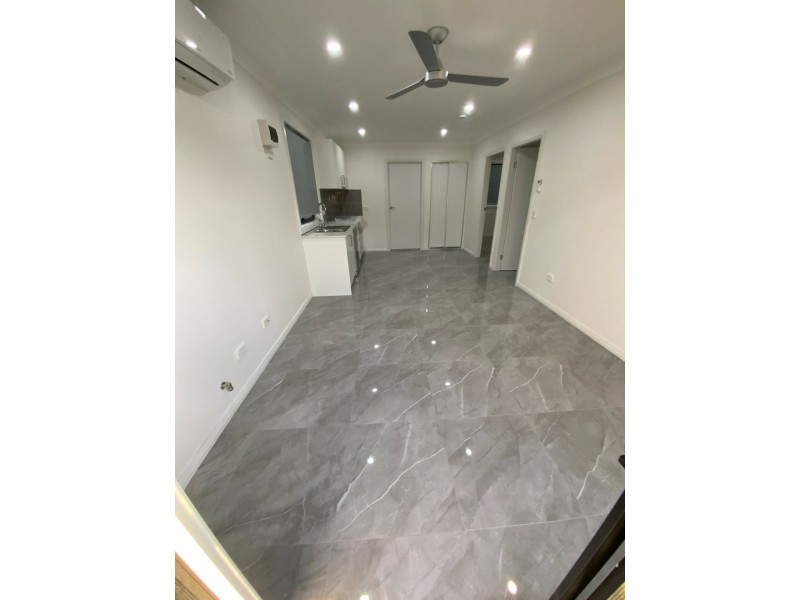 18A Erin Place, Casula NSW 2170