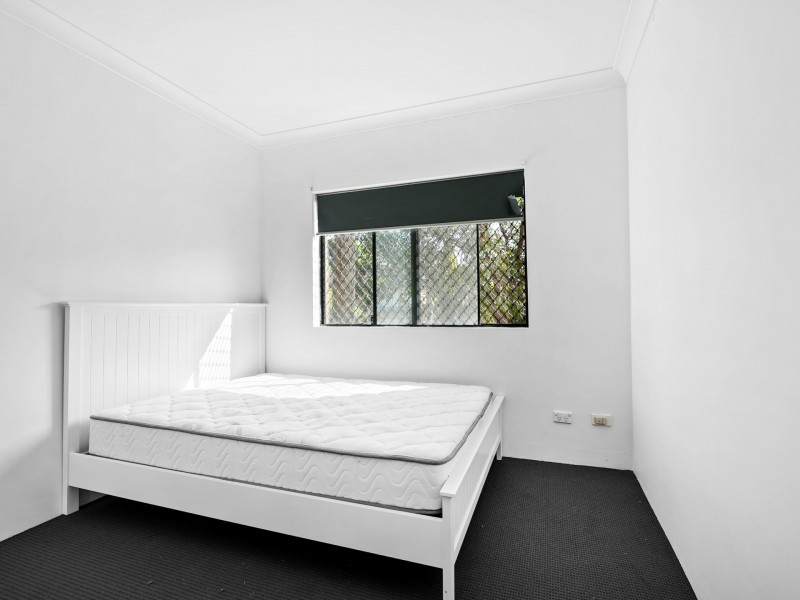 4/13 Gordon Street, Bankstown NSW 2200