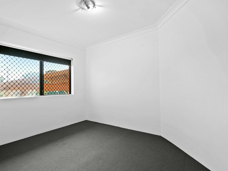 4/13 Gordon Street, Bankstown NSW 2200