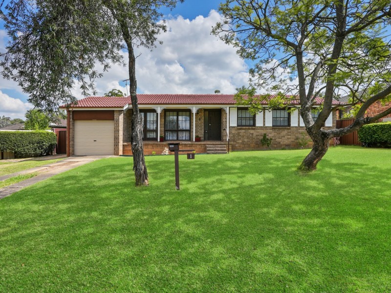 1 Leven Place, St Andrews NSW 2566