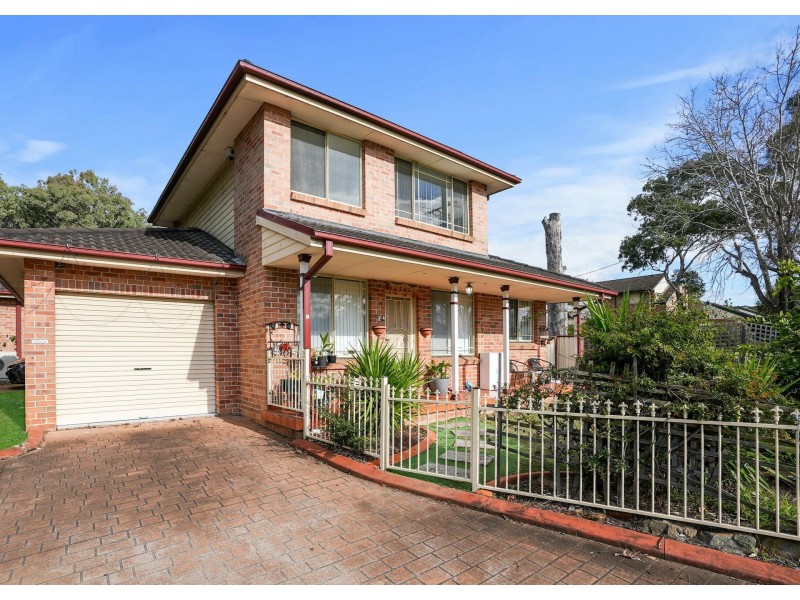 UNIT1 1 MACQUARIE ROAD, Ingleburn NSW 2565