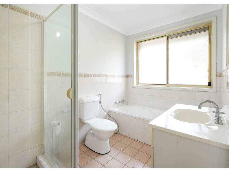 UNIT1 1 MACQUARIE ROAD, Ingleburn NSW 2565
