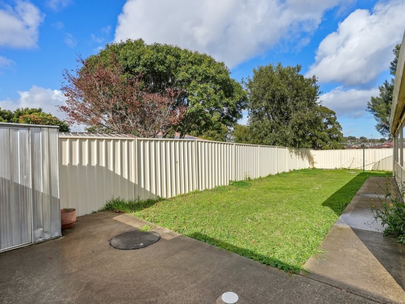 8 Cornelian Avenue, Eagle Vale NSW 2558