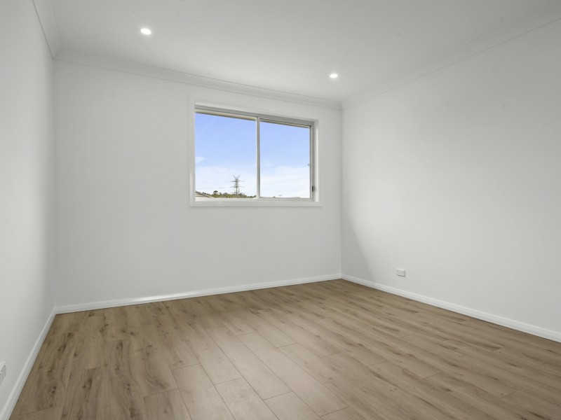 70 Ingall Loop, Catherine Field NSW 2557