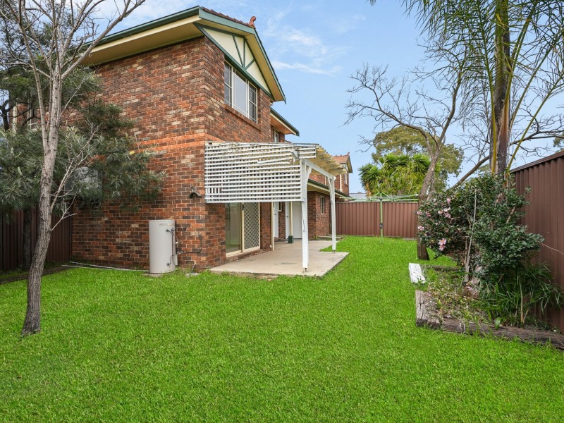 11/3 Packard Close, Ingleburn NSW 2565