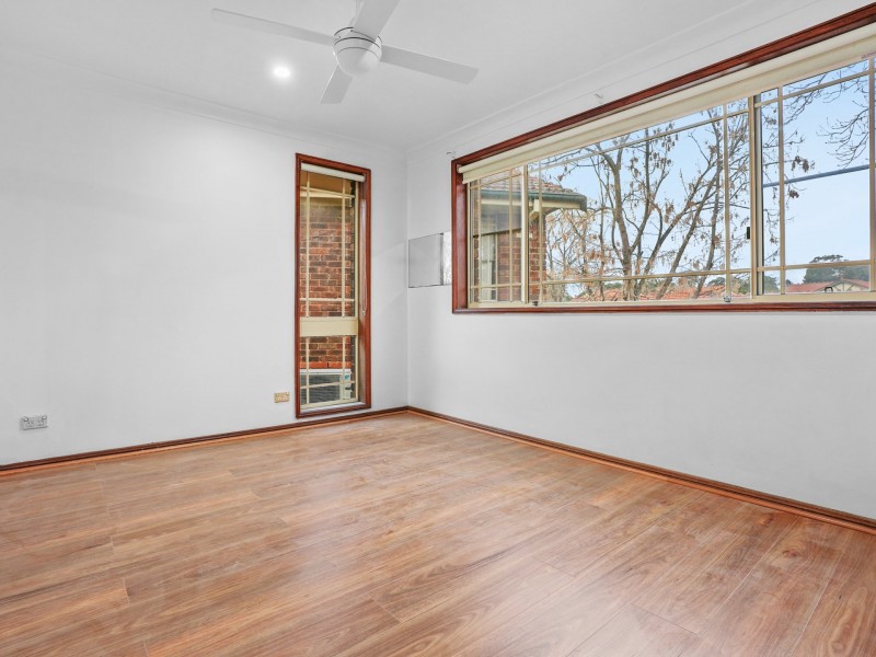 11/3 Packard Close, Ingleburn NSW 2565