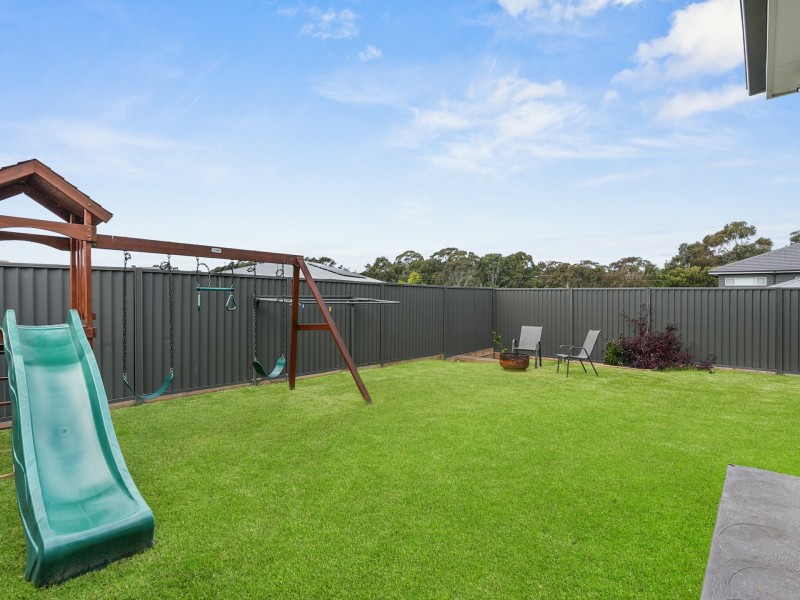 8 Chinnoks Avenue, Campbelltown NSW 2560