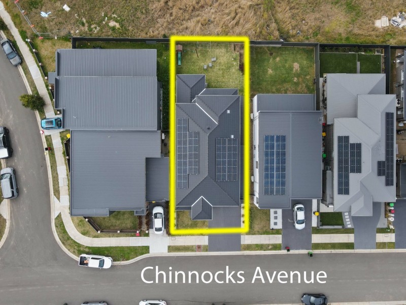 8 Chinnoks Avenue, Campbelltown NSW 2560