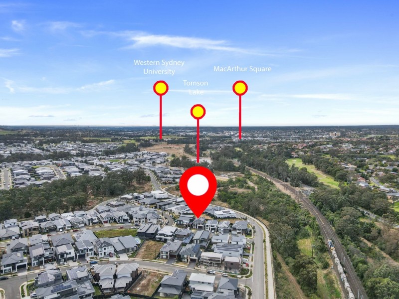 8 Chinnoks Avenue, Campbelltown NSW 2560