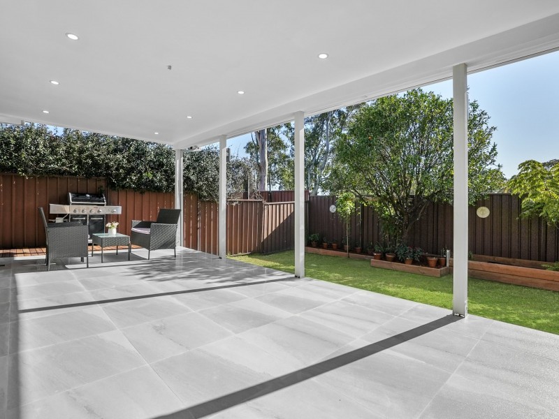 17 Petunia Place, Macquarie Fields NSW 2564