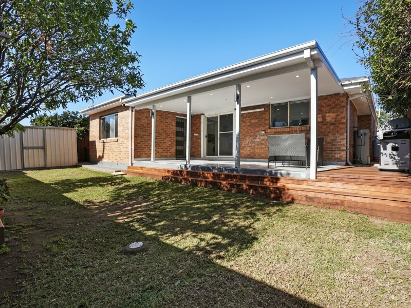 17 Petunia Place, Macquarie Fields NSW 2564