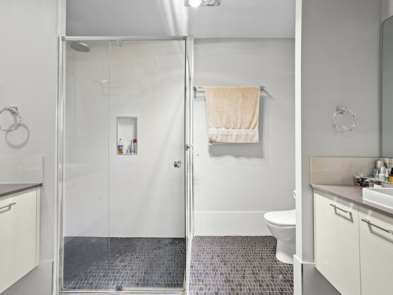 35 Mermaid crescent, Glenfield NSW 2167