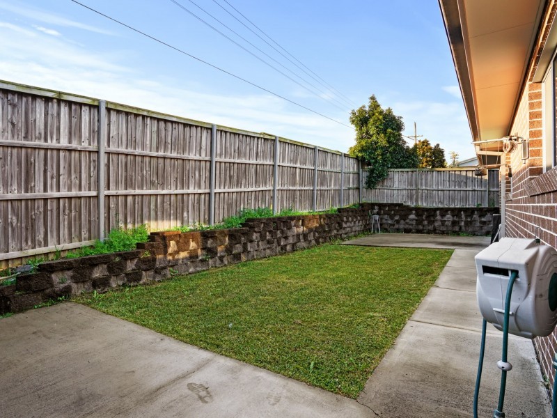 35 Mermaid crescent, Glenfield NSW 2167
