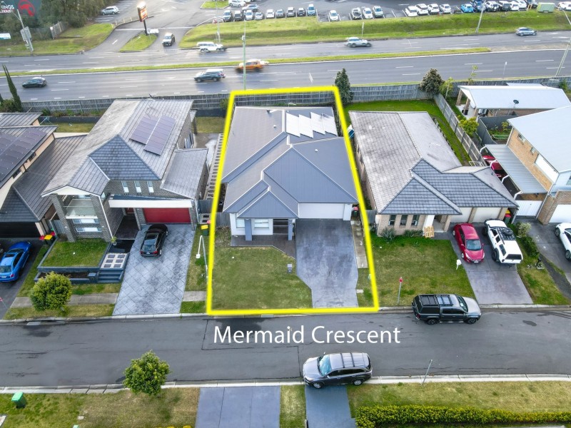 35 Mermaid crescent, Glenfield NSW 2167