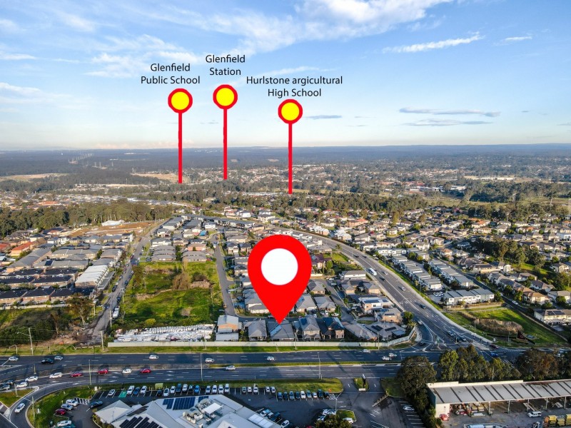 35 Mermaid crescent, Glenfield NSW 2167