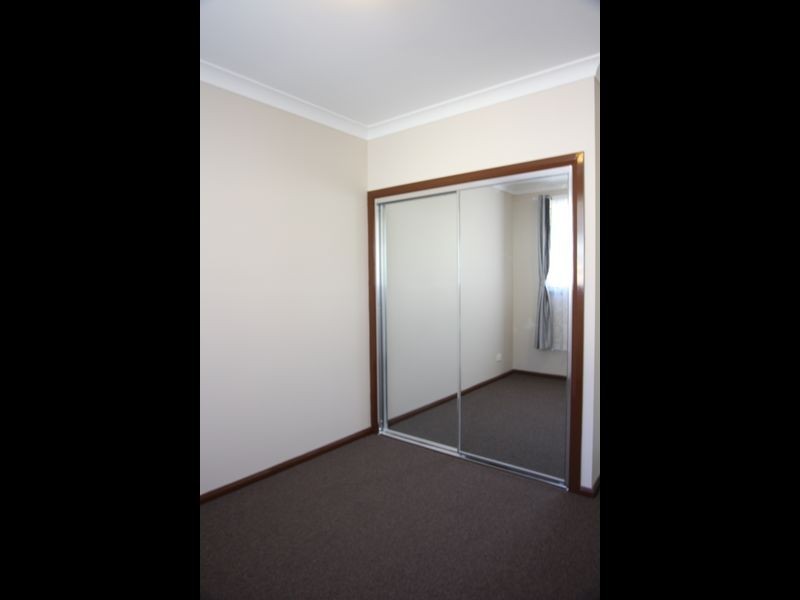 15 Matthews Square, Ingleburn NSW 2565