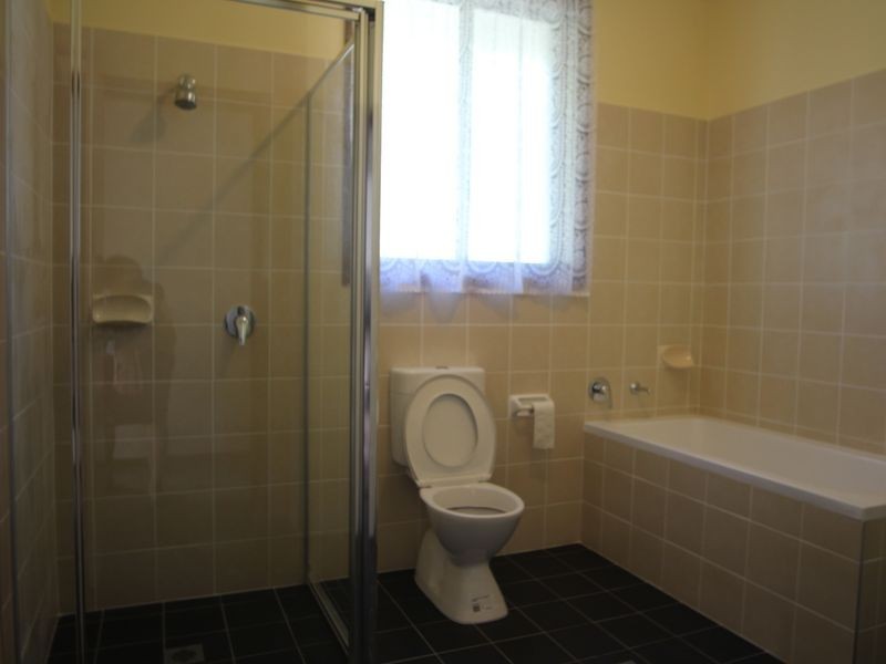 15 Matthews Square, Ingleburn NSW 2565