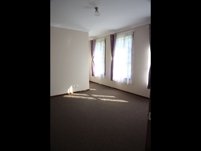 15 Matthews Square, Ingleburn NSW 2565