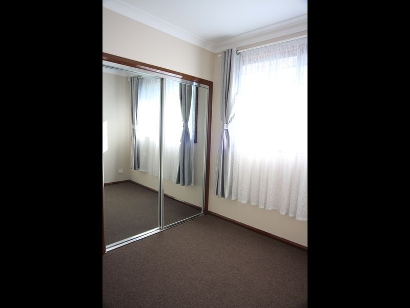 15 Matthews Square, Ingleburn NSW 2565