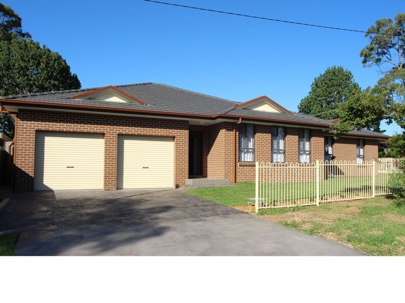 15 Matthews Square, Ingleburn NSW 2565