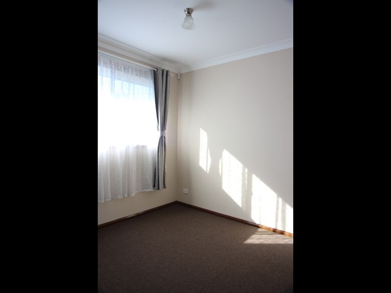 15 Matthews Square, Ingleburn NSW 2565