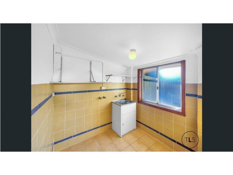 6 Alderney Street, Minto NSW 2566