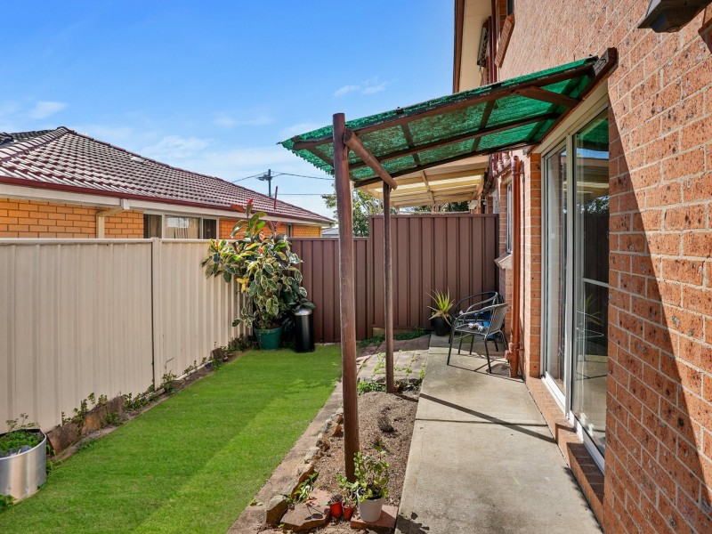 2/23 Chester Road, Ingleburn NSW 2565
