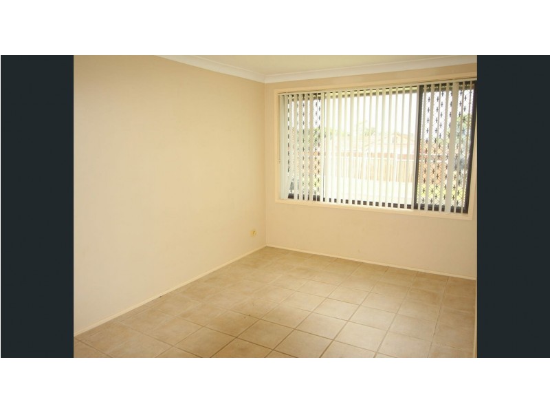 1 Kylie Place, Ingleburn NSW 2565