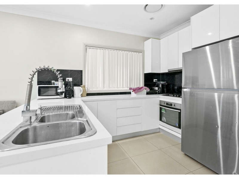 69B Oxford Road, Ingleburn NSW 2565