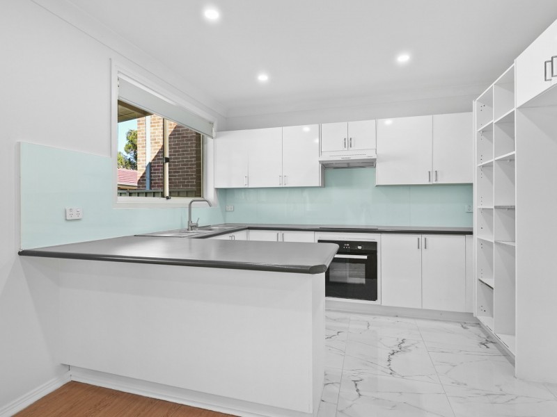 2/21-25 KURRAJONG RD, Casula NSW 2170