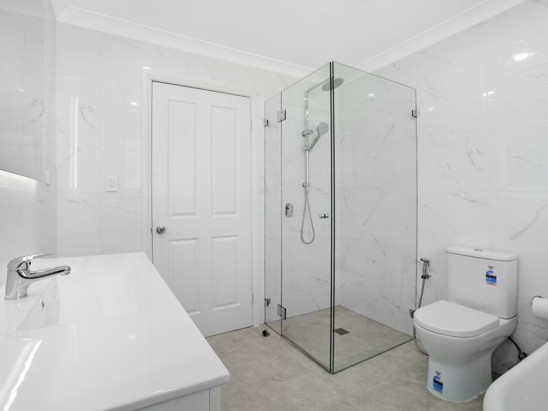 2/21-25 KURRAJONG RD, Casula NSW 2170