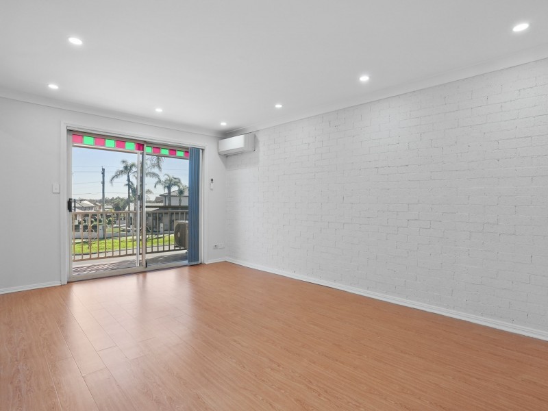 2/21-25 KURRAJONG RD, Casula NSW 2170