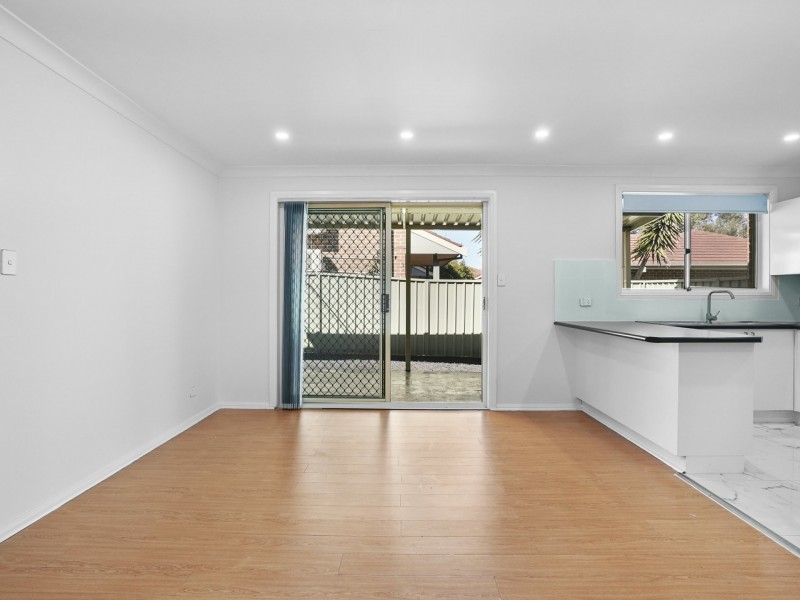 2/21-25 KURRAJONG RD, Casula NSW 2170