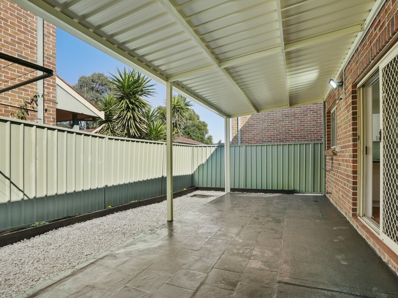 2/21-25 KURRAJONG RD, Casula NSW 2170