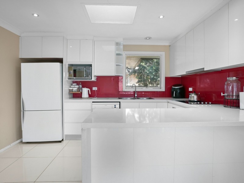 15 Ballantrae Drive, St Andrews NSW 2566
