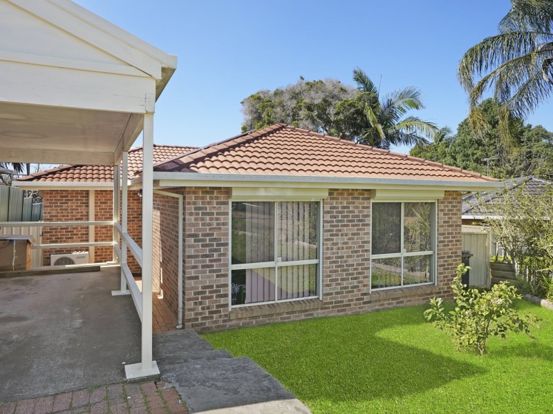 12 Ferrari Pl, Ingleburn NSW 2565