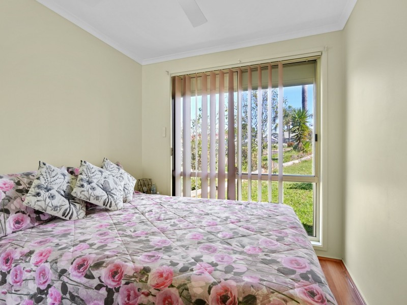 12 Ferrari Pl, Ingleburn NSW 2565