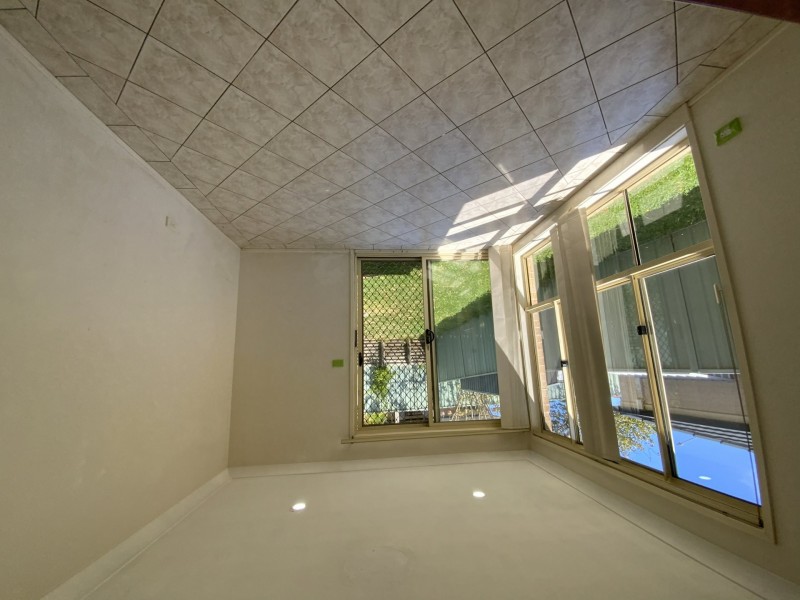 24 Edward Edgar Street, Minto NSW 2566