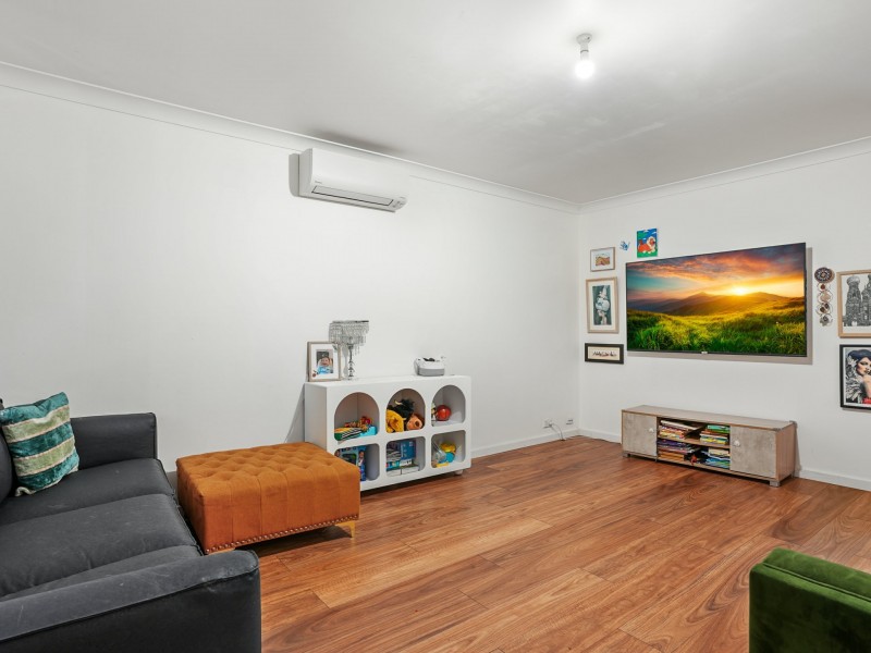 6/14 Benham Road, Minto NSW 2566