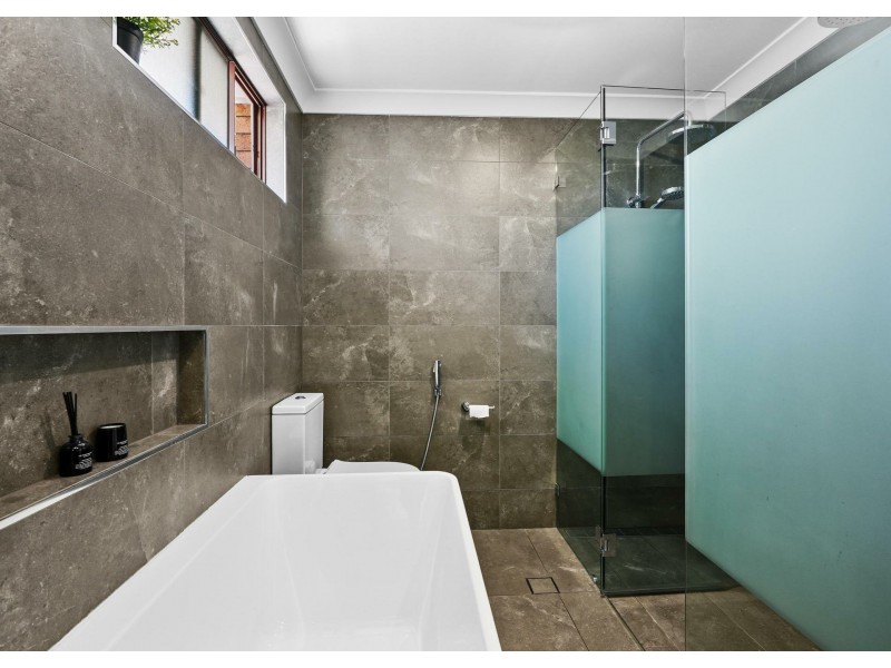 34 Sopwith Ave, Raby NSW 2566