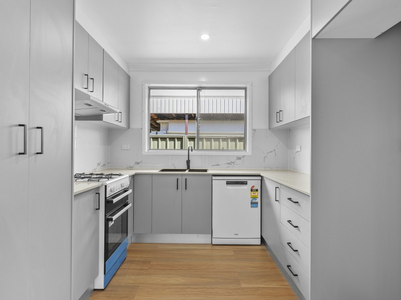 5 Treelands Avenue, Ingleburn NSW 2565