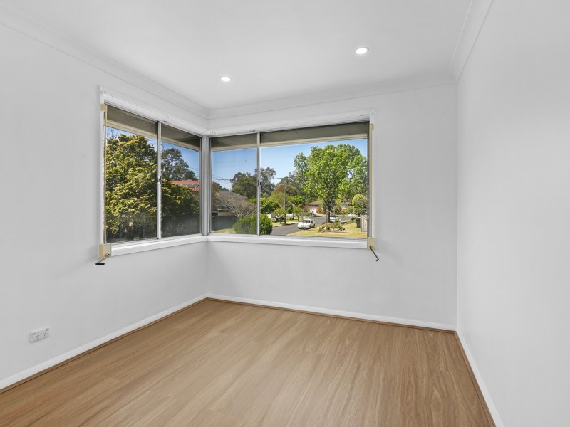 5 Treelands Avenue, Ingleburn NSW 2565
