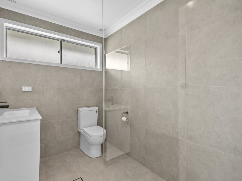 5 Treelands Avenue, Ingleburn NSW 2565