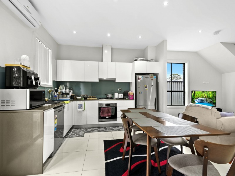 1/1 Harold Street, Macquarie Fields NSW 2564