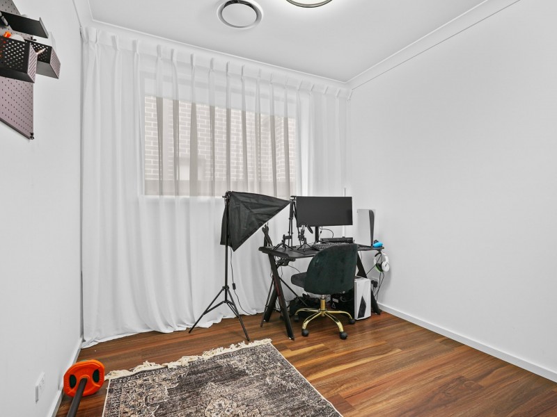 62 Maidenhair Avenue, Denham Court NSW 2565