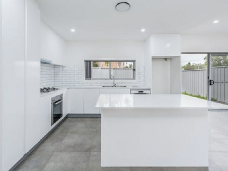 3/24 Blackwood Avenue, Casula NSW 2170