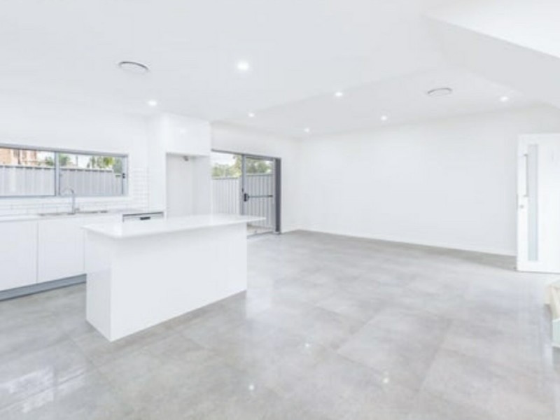 3/24 Blackwood Avenue, Casula NSW 2170