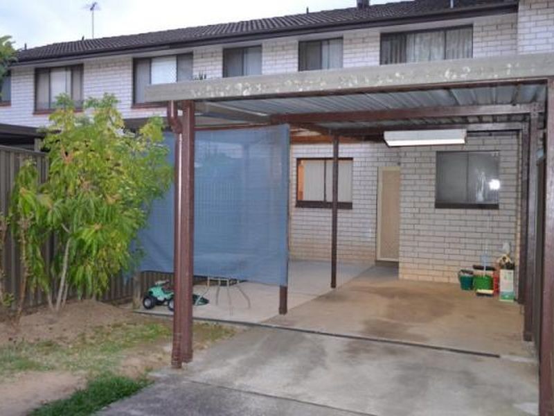 12/9-13 Surry Street, Minto NSW 2566