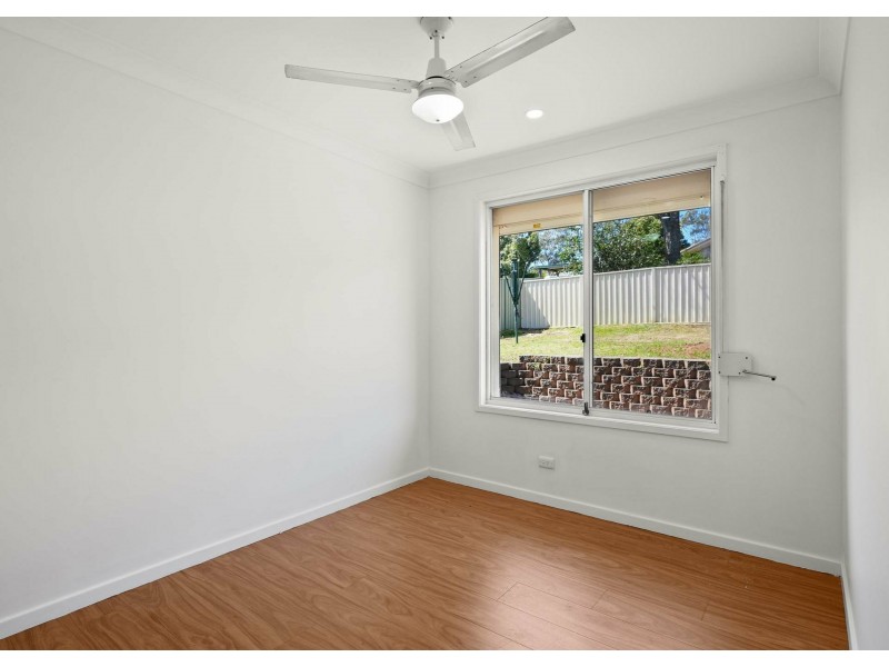 25 Fenton Crescent, Minto NSW 2566