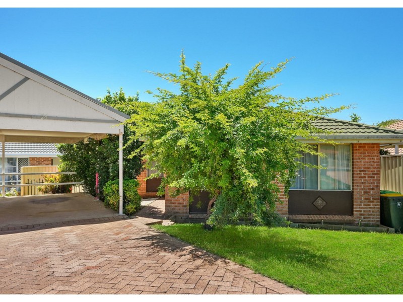 24 Mclaren Place, Ingleburn NSW 2565